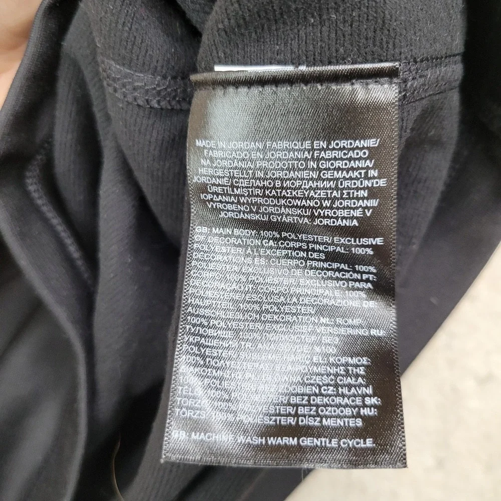 The North Face 1/4 Zip Mens XL Black Pullover Mock Neck Outdoor Performance Logo